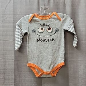 Halloween shirts, hats monster tail. Adult and 9 mths‎